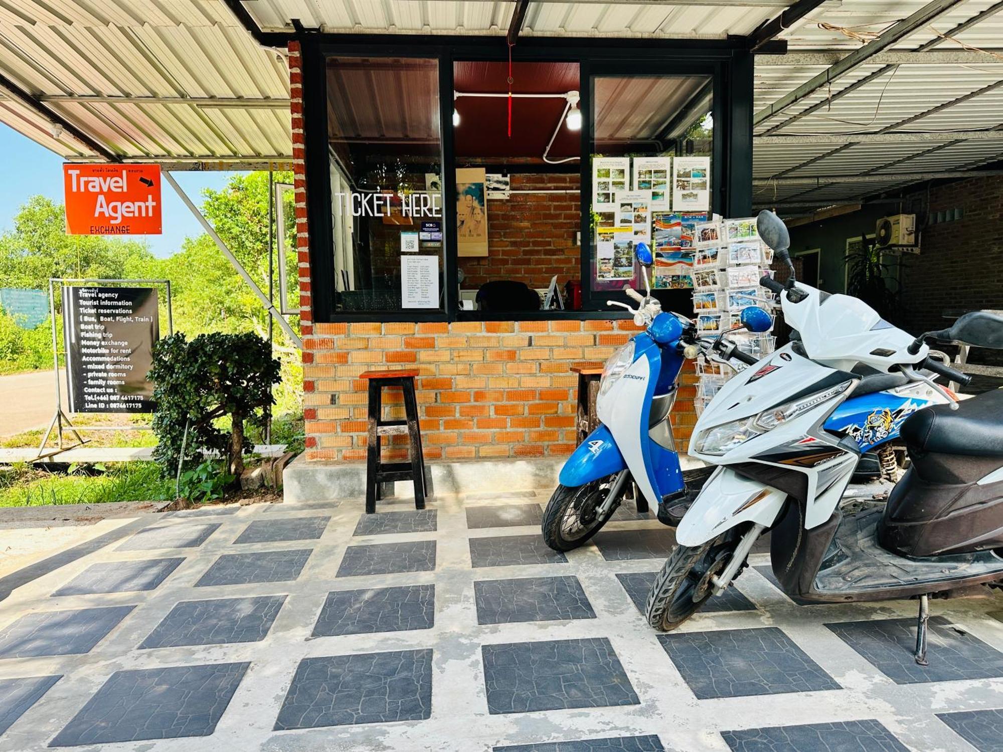 Koh Jum Bungalow & Hostel Ngoại thất bức ảnh