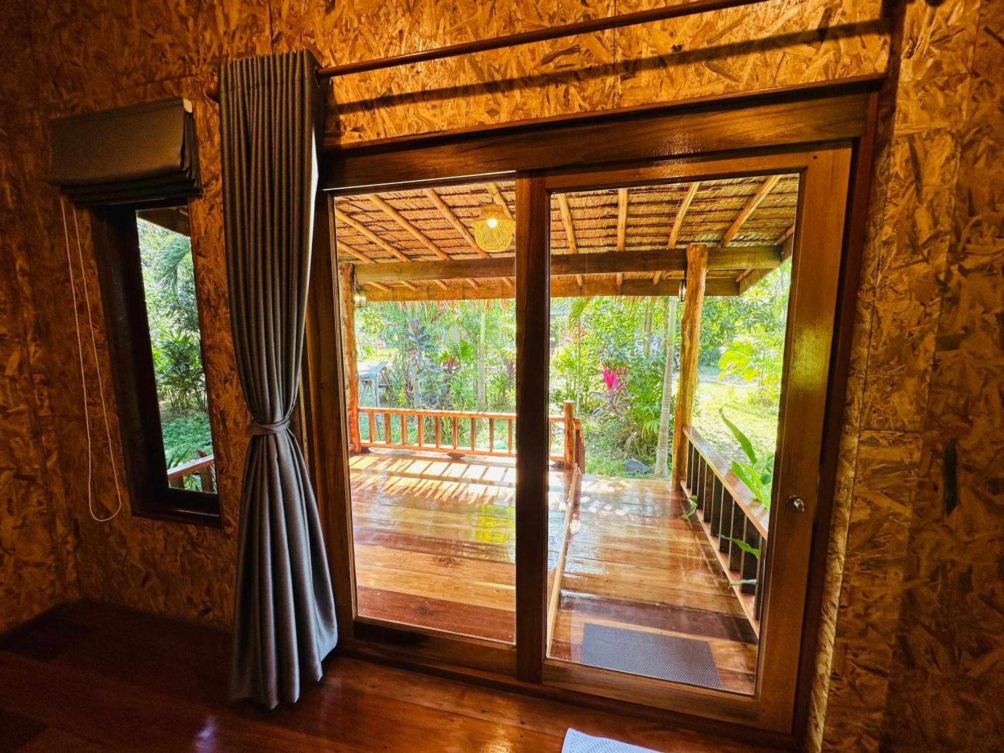 Koh Jum Bungalow & Hostel Ngoại thất bức ảnh