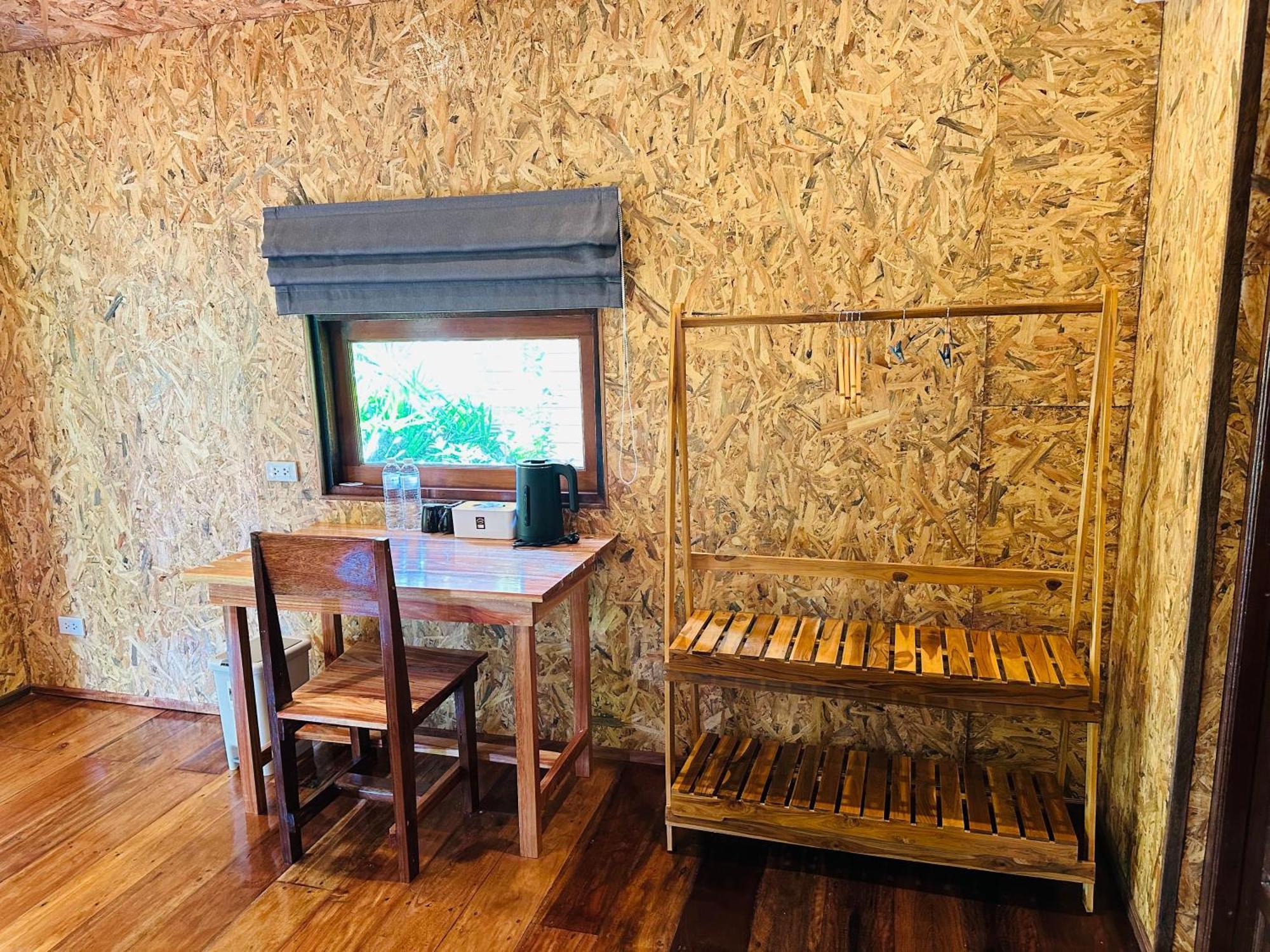 Koh Jum Bungalow & Hostel Ngoại thất bức ảnh