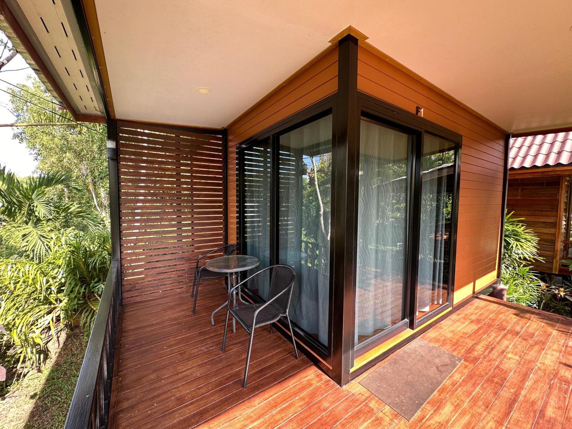 Koh Jum Bungalow & Hostel Ngoại thất bức ảnh