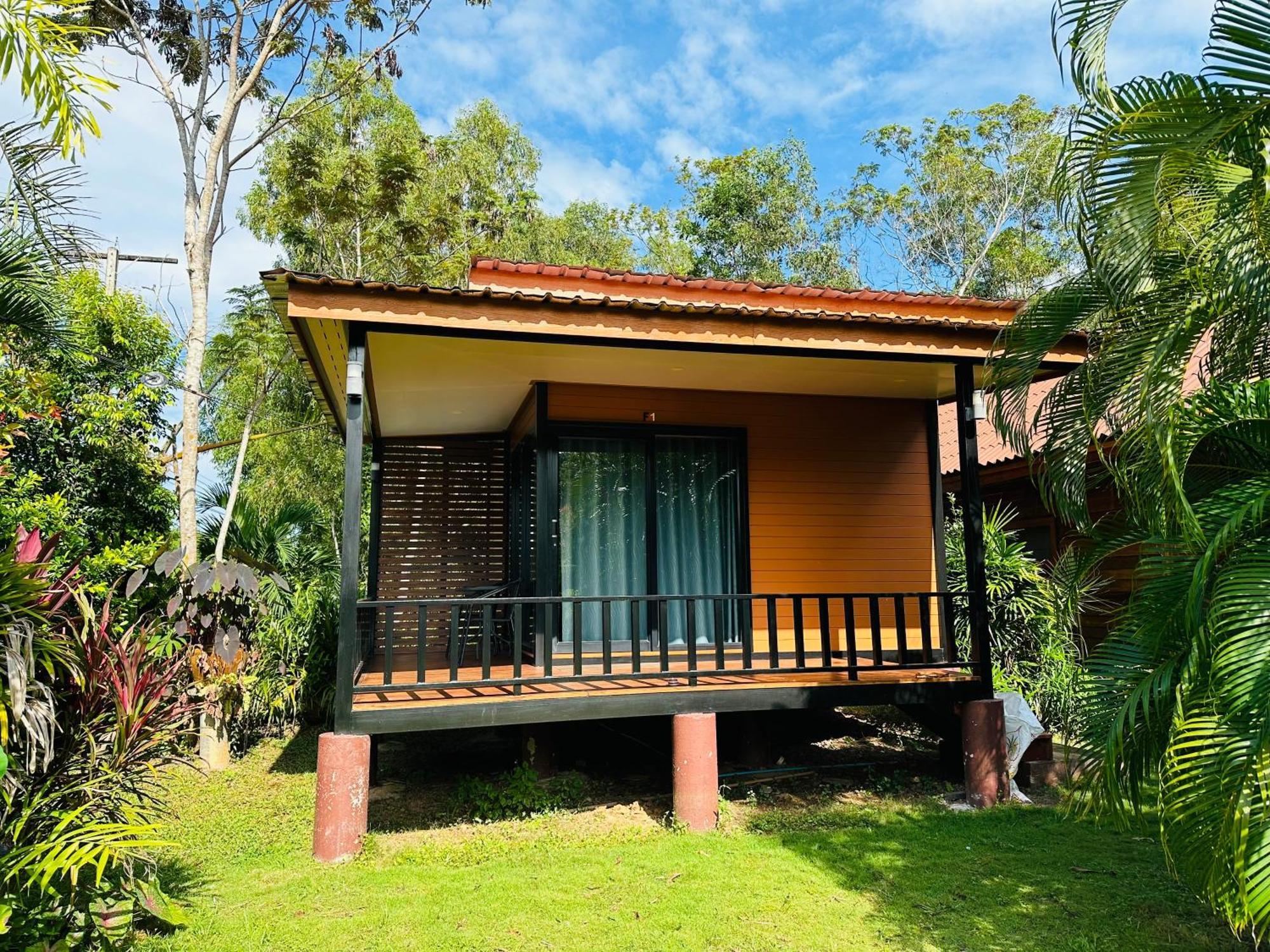 Koh Jum Bungalow & Hostel Ngoại thất bức ảnh