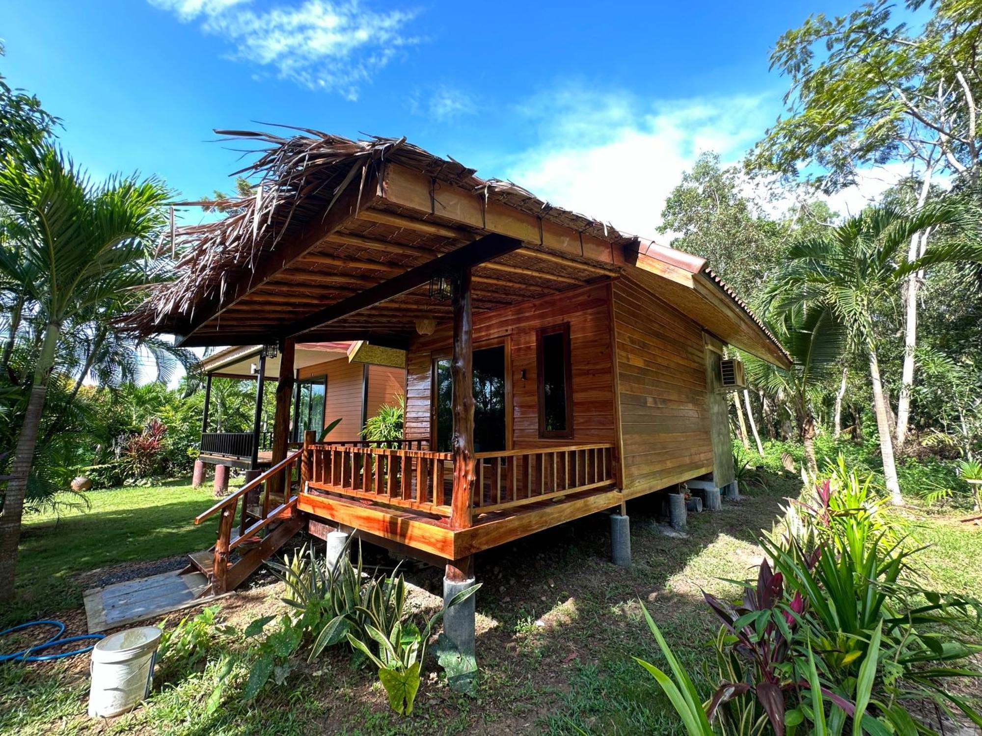 Koh Jum Bungalow & Hostel Ngoại thất bức ảnh