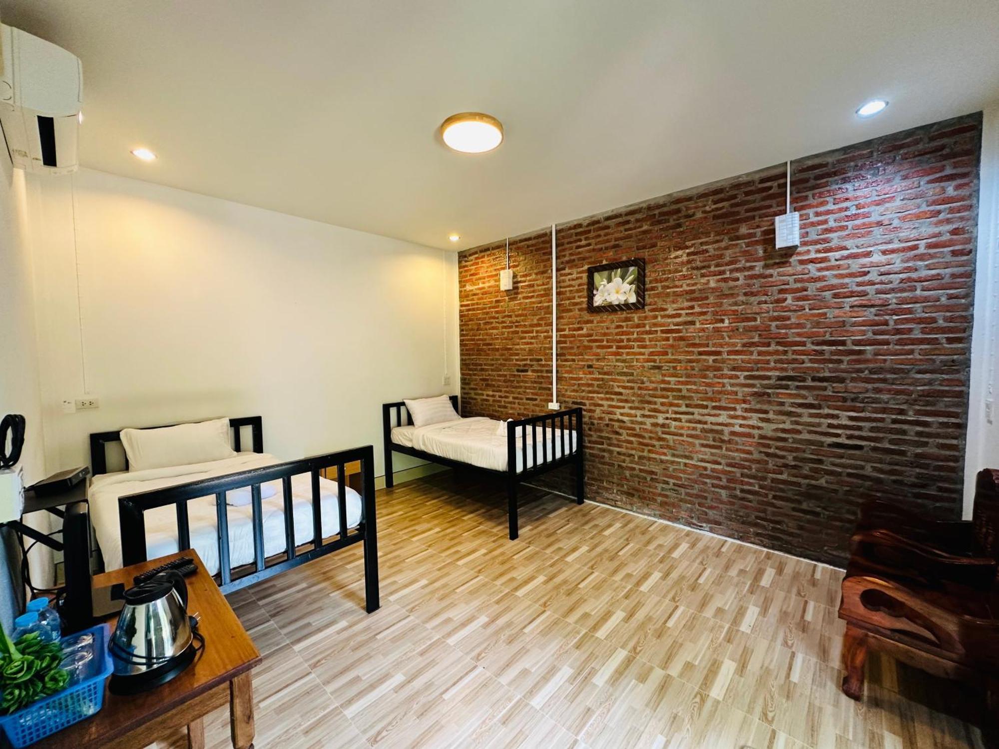 Koh Jum Bungalow & Hostel Ngoại thất bức ảnh